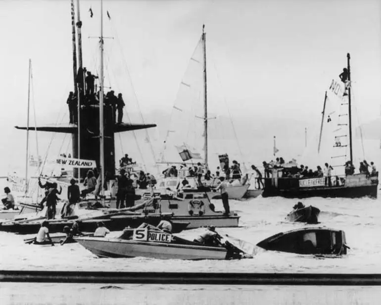 Image: Nuclear warship protests: Auckland