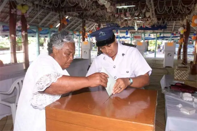 Image: Decision time in Tokelau, 2007