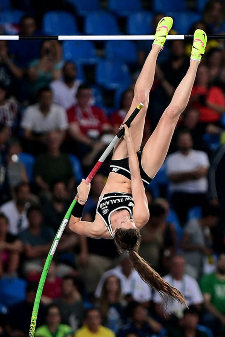 Image: Pole vaulter Eliza McCartney at the Olympics, 2016