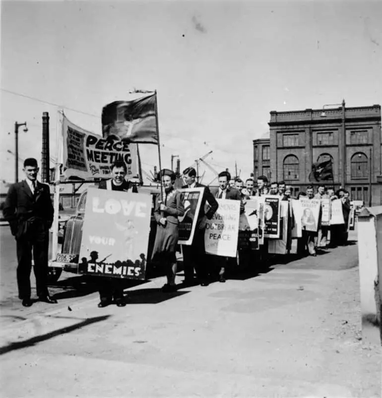 Image: Protest for peace