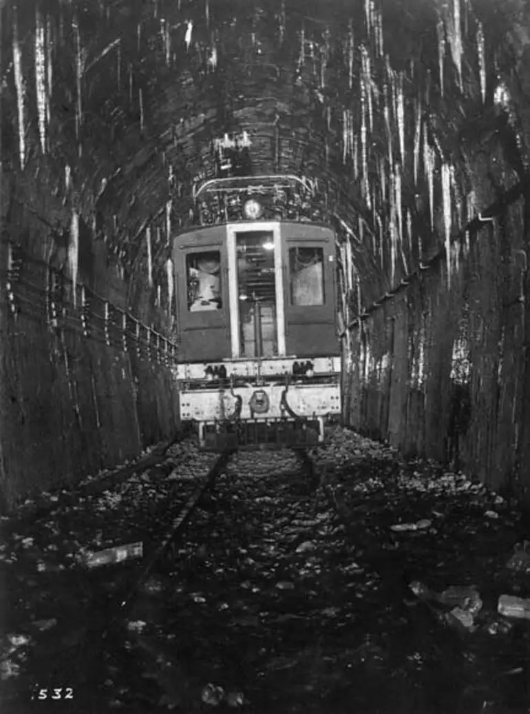 Image: Ōtira tunnel
