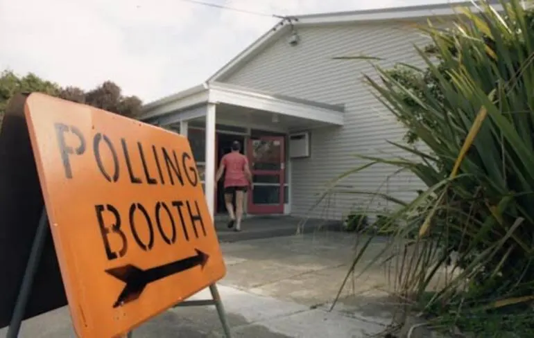 Image: Voting in the 1996 election