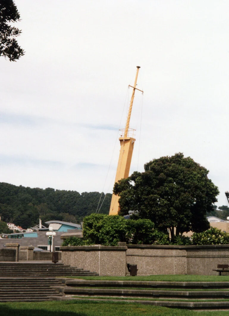 Image: Wahine Memorial - Mast