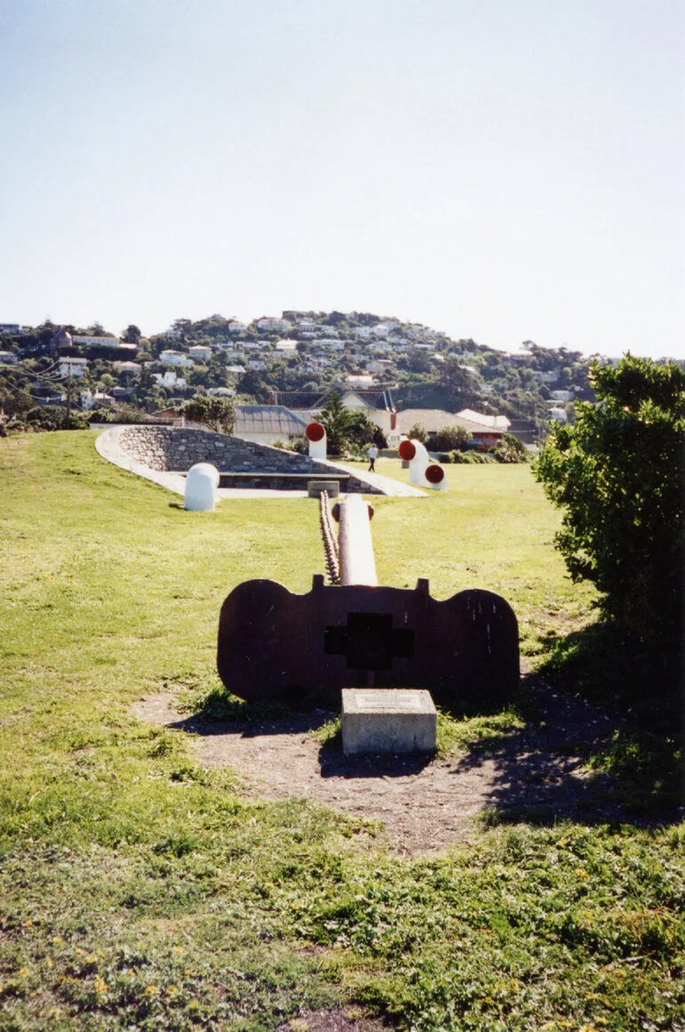 Image: Wahine Memorial - Anchor/Chain