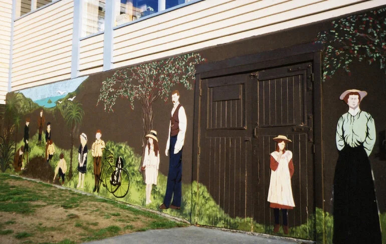 Image: Island Bay School murals