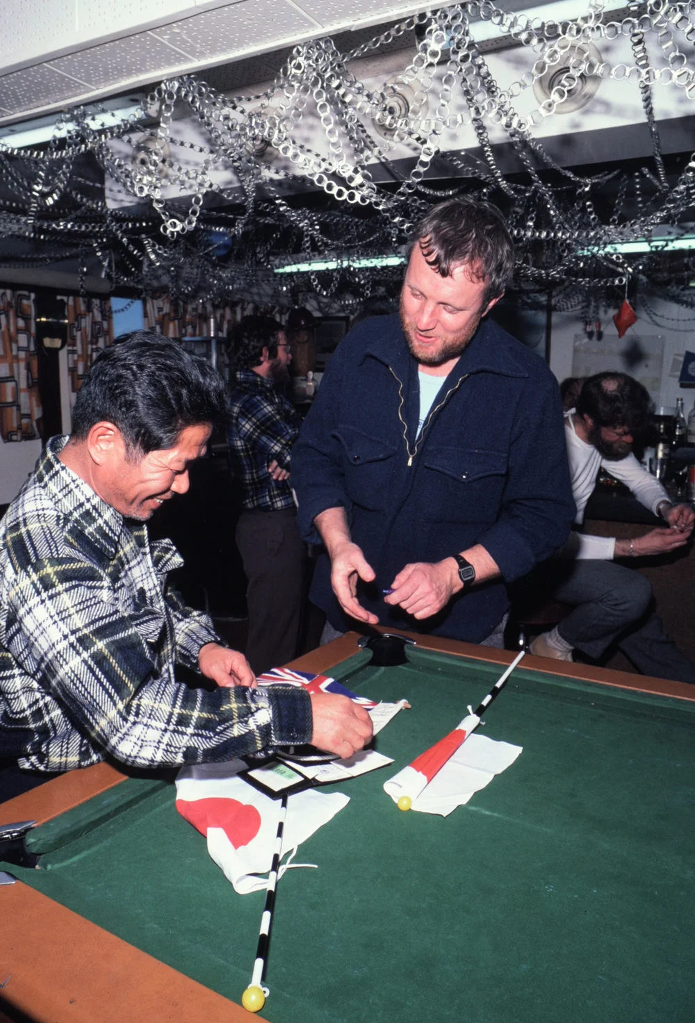 Flag swapping and signing between Japanese VIP and Scott Base OIC