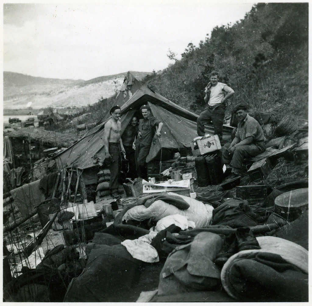 No. 3 Gun living quarters