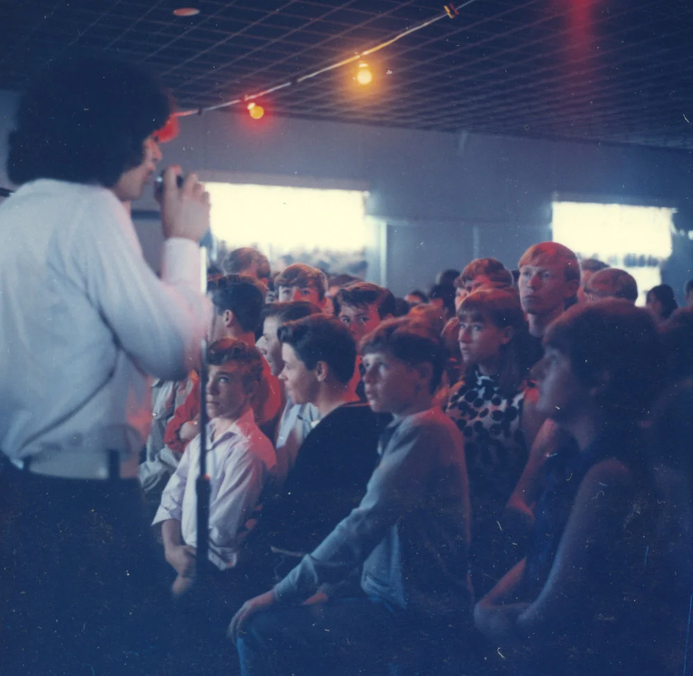 La De Da's performing at Upper Hutt Rugby Club gym