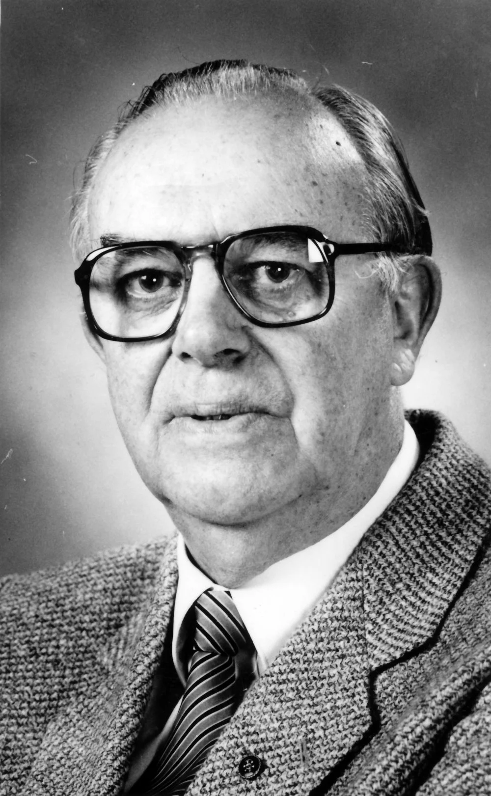 Local election candidates 1989; City Council, southern ward; 4/12, 4 required; Peter Duncan.