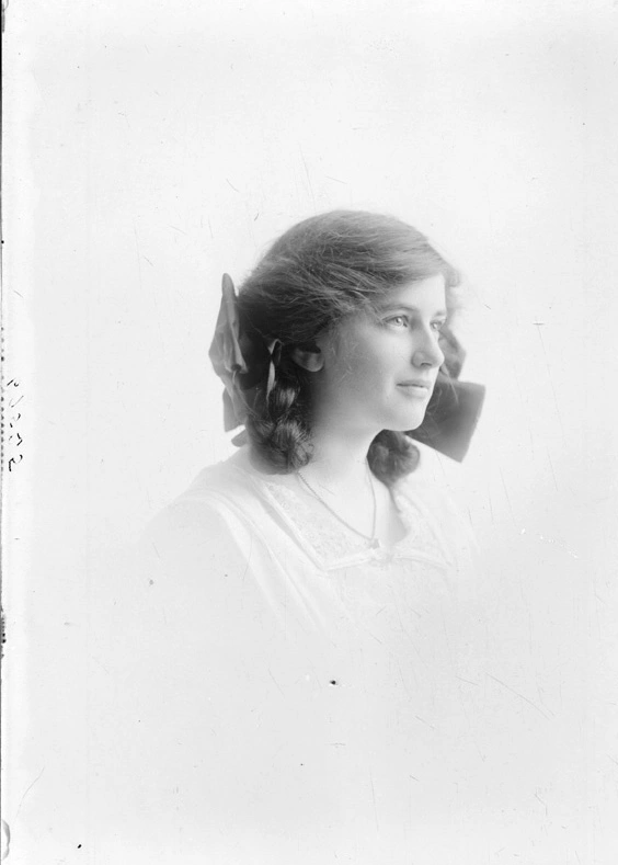Miss Hopkins 1912 Record DigitalNZ