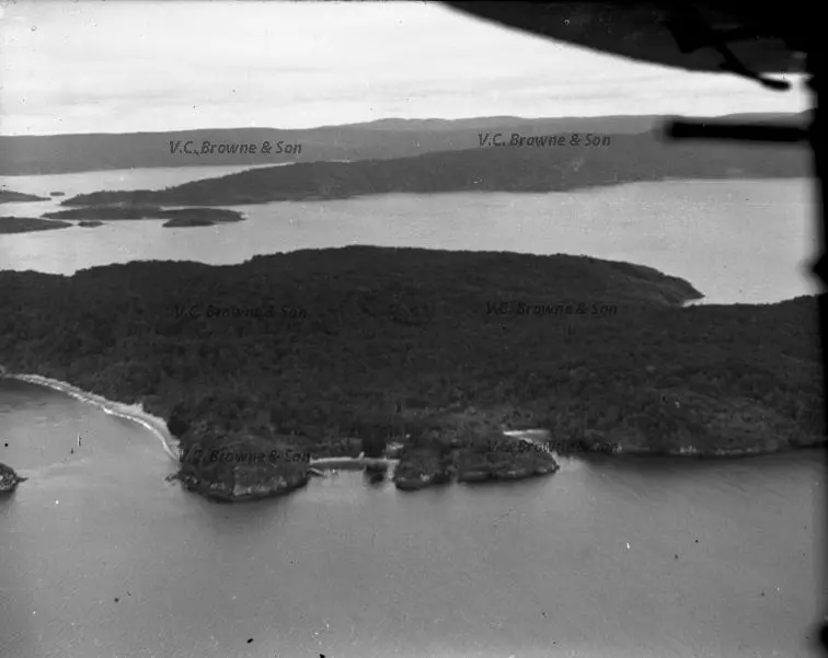 Stewart Island (PB0208/10) Record DigitalNZ