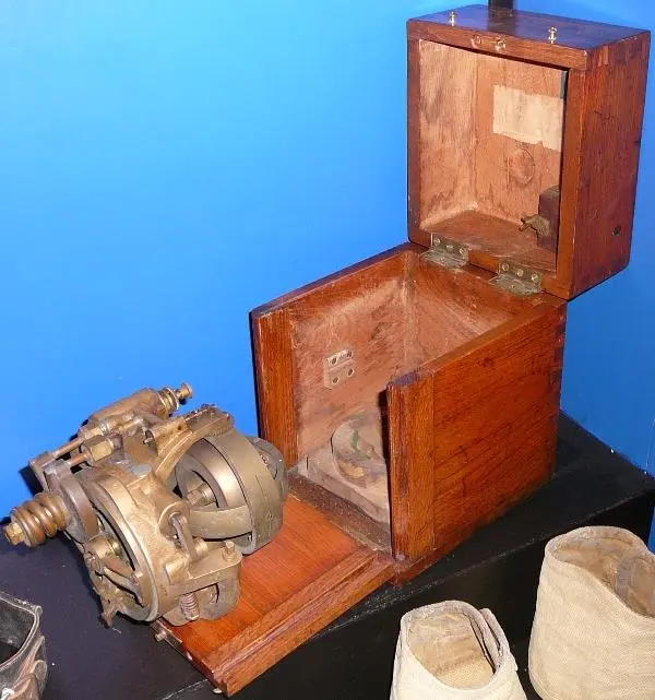 Navigational instrument