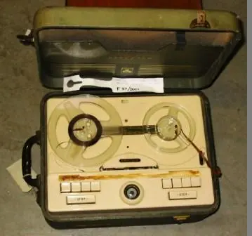 Tape Recorder (Grundig Reporter)