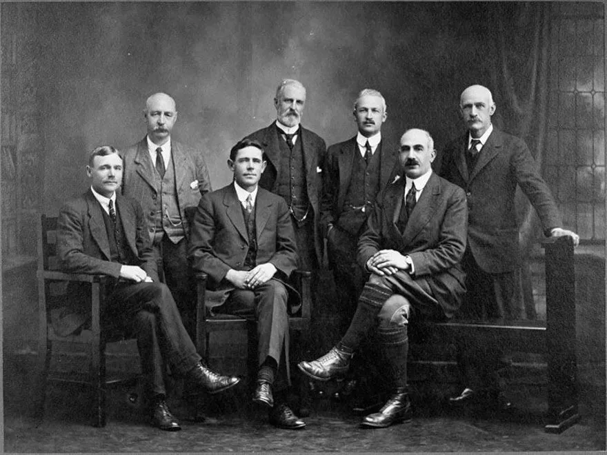 Seifert Directors 1916.jpg | Record | DigitalNZ