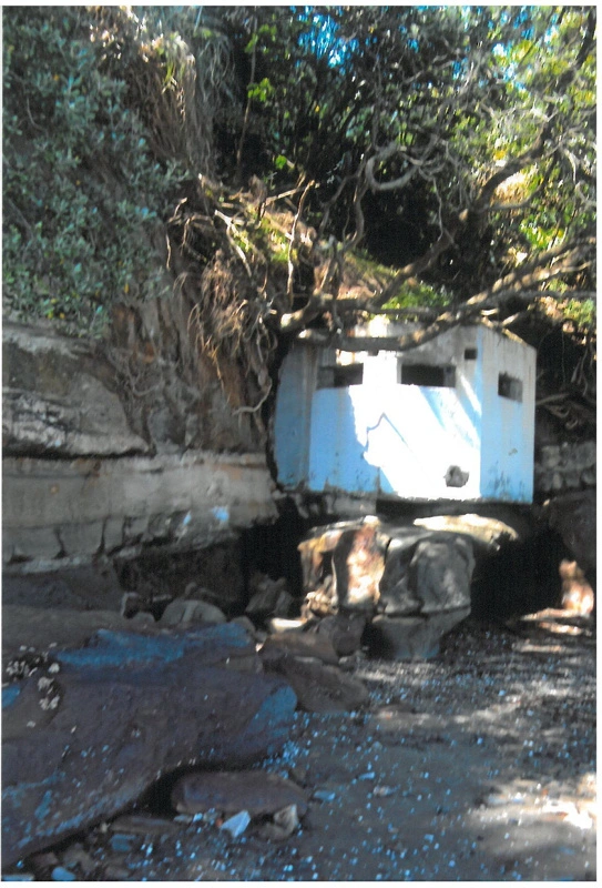 Gun emplacement on the eastern end of Howick Beach