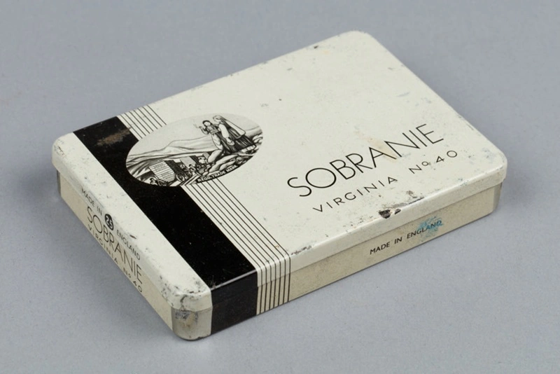 Tin, Cigarette, Sobranie Virginia No. 40 | Record | DigitalNZ