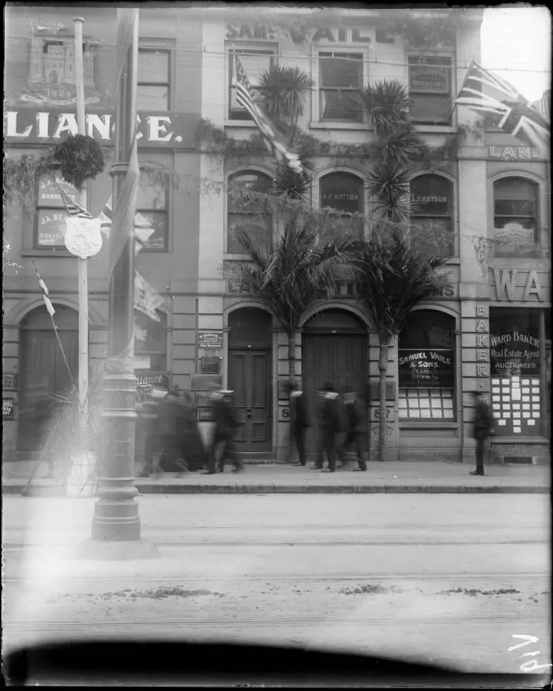 Samuel Vaile and Sons, Queen Street, Auckland Central, 1908