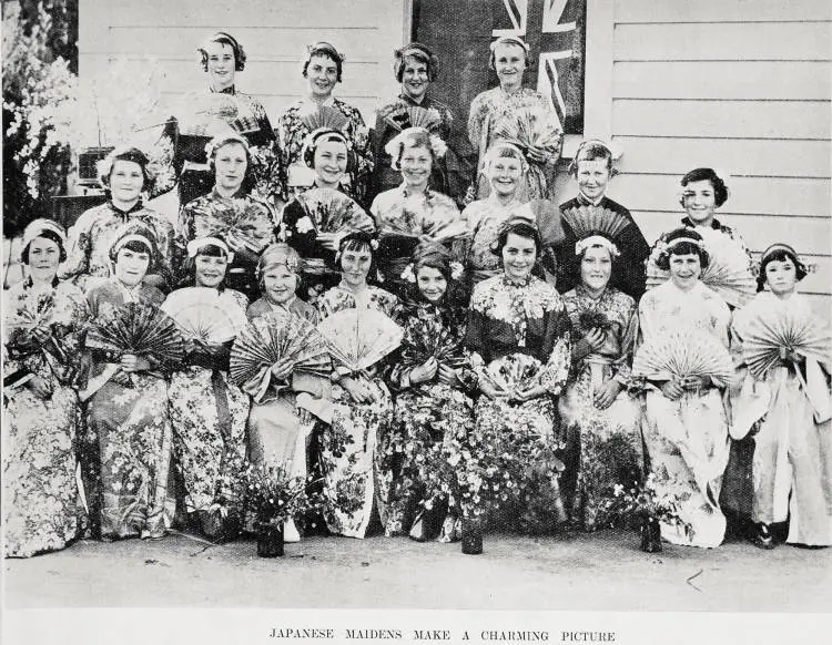 Japanese maidens make a charming picture