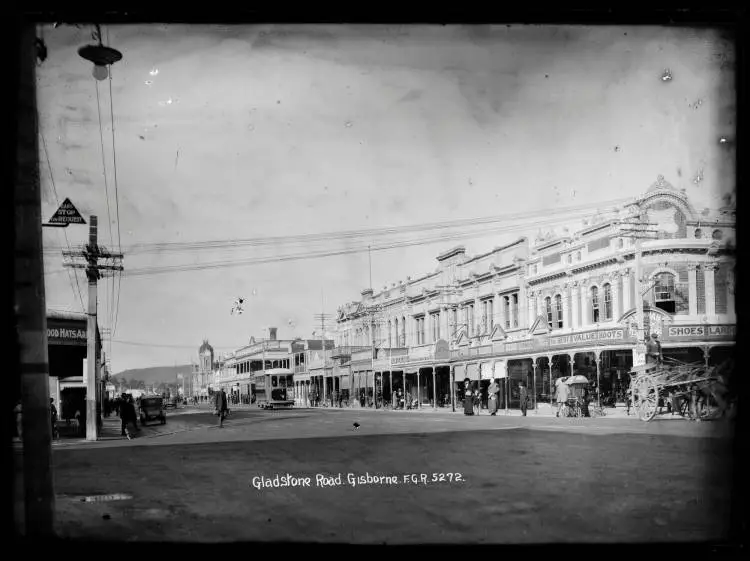 Gladstone Road, Gisborne