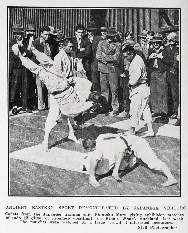 Ancient Eastern sport demonstrated by Japanese visitors