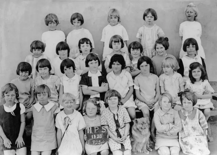 Northcote Primary School. Portrait of primer classes 1928. Record