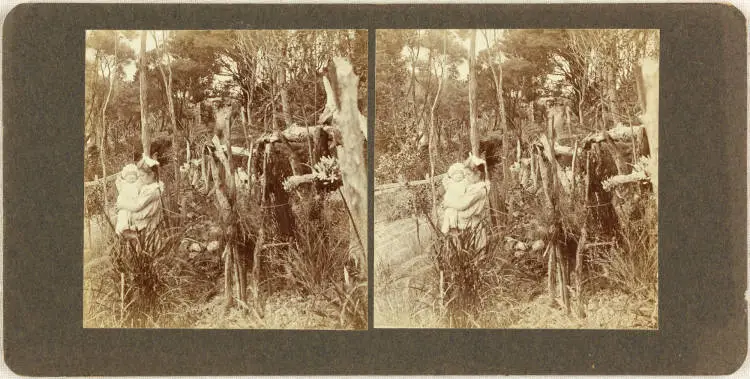 Children in garden at Titirangi.