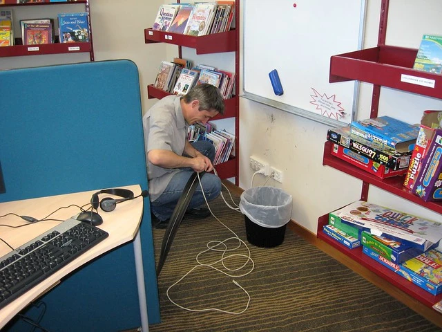 Glen plugs in cables, Amberley Library