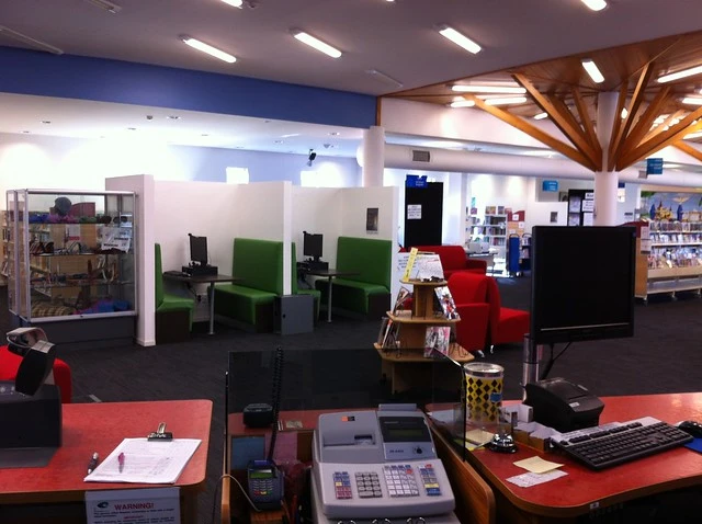 Taupō Library, PC booths | Record | DigitalNZ