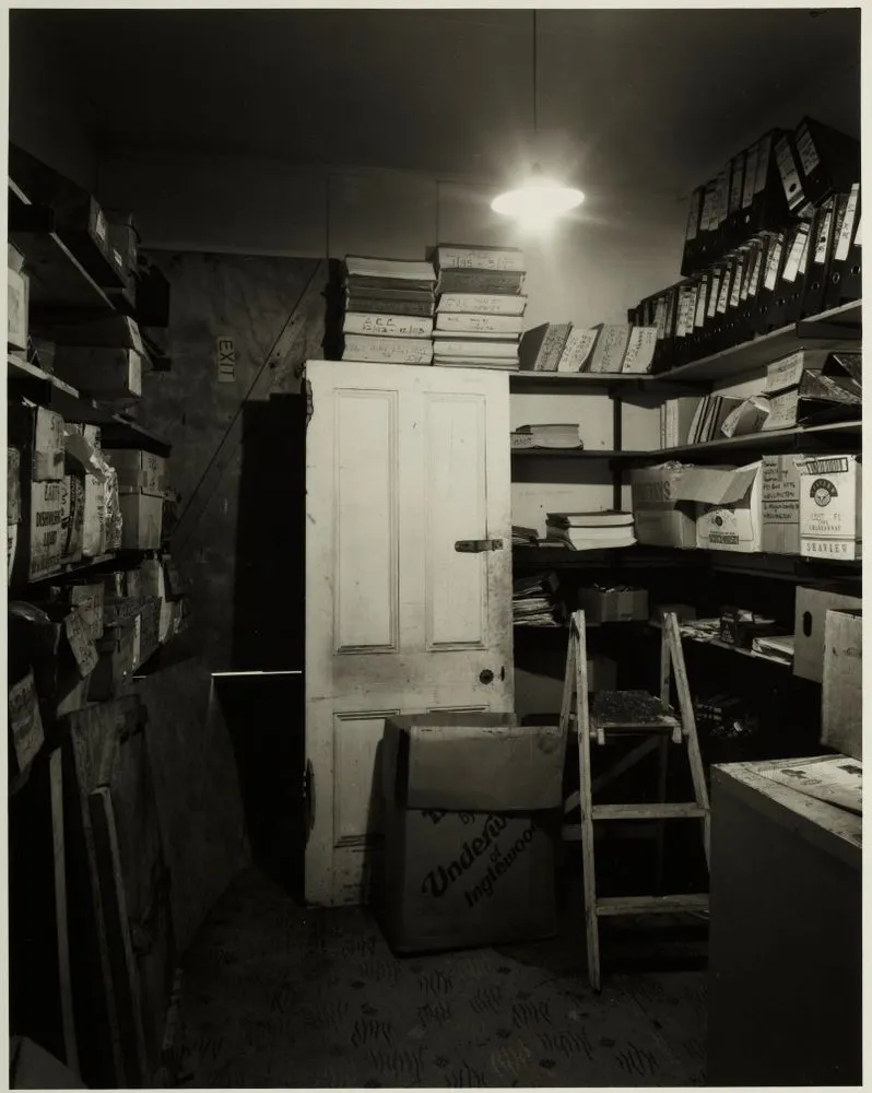 File room, Accrescent Engineering, Vivian St., 7/10/2001