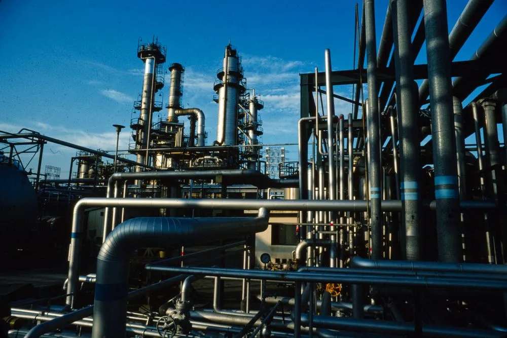 Japan Series: Kawasaki Refineries