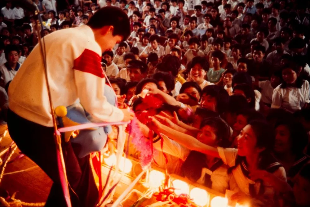 Japan Series: Teenage Singer