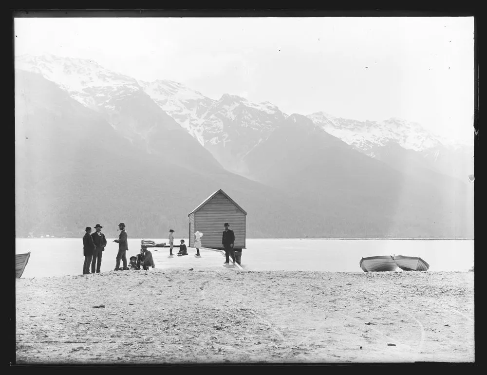 Lake Wakatipu from Glenorchy | Record | DigitalNZ