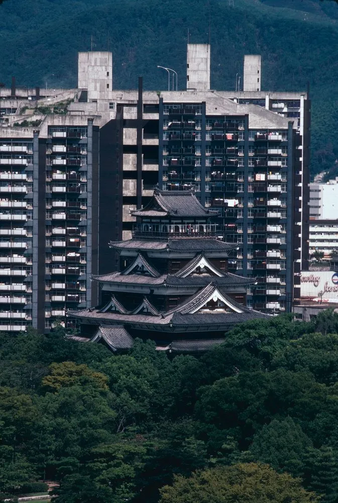 Japan series: Hiroshima Castle and apartments