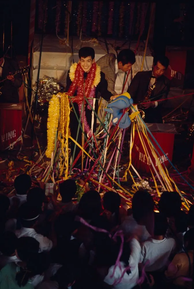 Japan Series: Singer