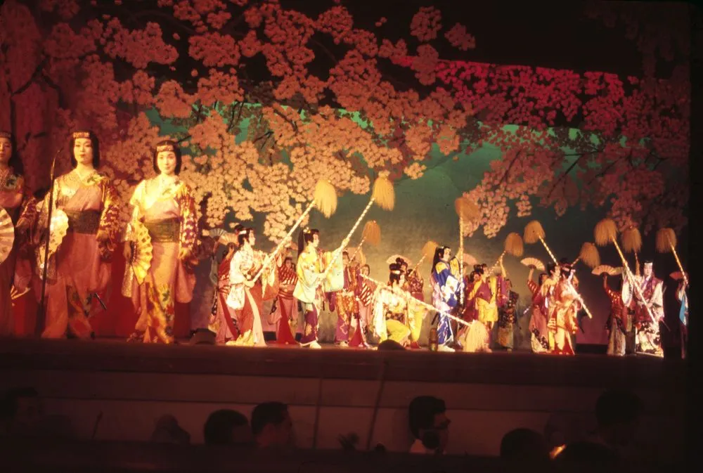 Japan Series: Osaka Takarazuka Review