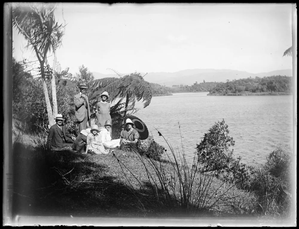 group-of-five-women-and-two-men-record-digitalnz