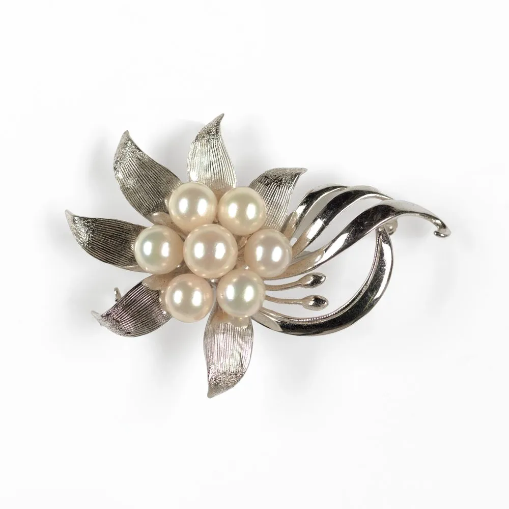 Pearl and silver brooch