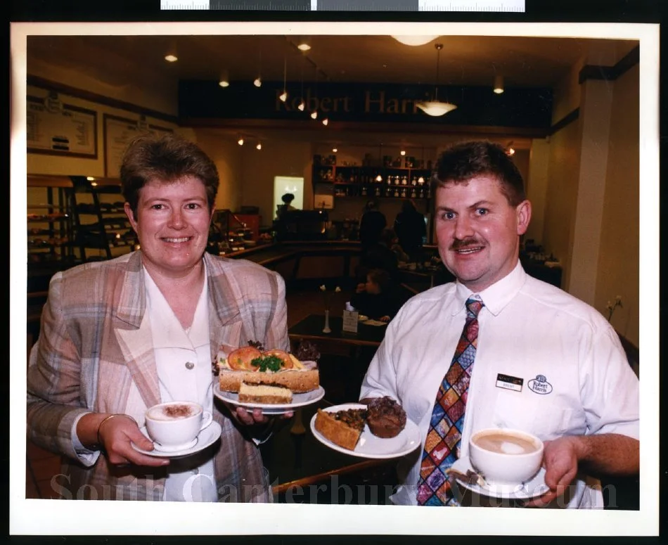 Jo and Brent Williamson, cafe Record DigitalNZ