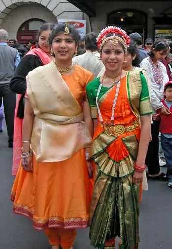 traditional wear in new zealand