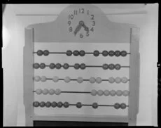 ICT abacus and clock