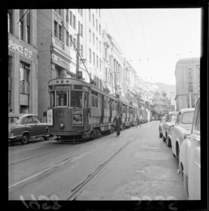 Tram hold-up on upper Lambton Quay, Wellington