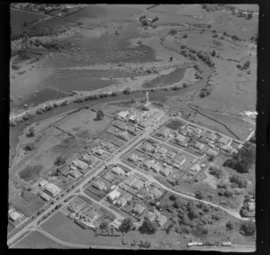 Te Aroha, Waikato Region, showing housing and Waihou River
