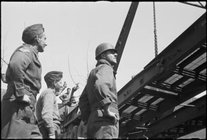 American and NZ engineers watch treadway being dismantled, Cassino area, Italy, World War II - Photograph taken by George Kaye