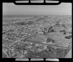 View of Dunedin City looking south over Maori Hill with residential housing and the Otago Golf Club and John McGlashin College, to Roslyn to South Dunedin and Saint Clair Beach, and Corstorpine beyond
