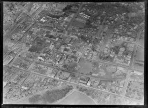 Newmarket Borough, Auckland City, view of Auckland Domain with Carlton Gore Road, Outhwaite Park and railway, Khyber Pass Road and Secombes Road, Newmarket School and Gillies Avenue, residential and commercial buildings