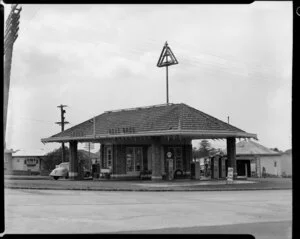 Petrol Station, Harp of Erin, Rowe Bros Shell Company, Auckland