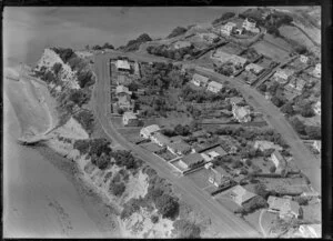 Houses on the cliffs, Glendowie, Auckland