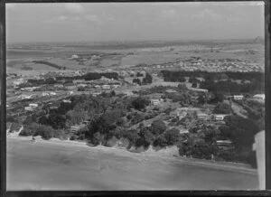 Houses on the cliffs, Glendowie, Auckland
