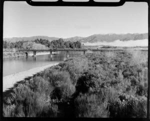 Ahaura, Grey Valley, West Coast Region, showing train tracks over river