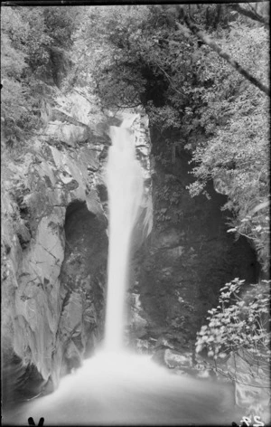 Waterfall, [Milford Sound]